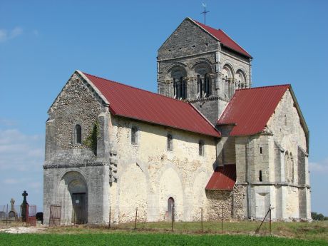 église des Istres-et-Bury