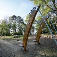 Tyrolienne au Mont Bernon